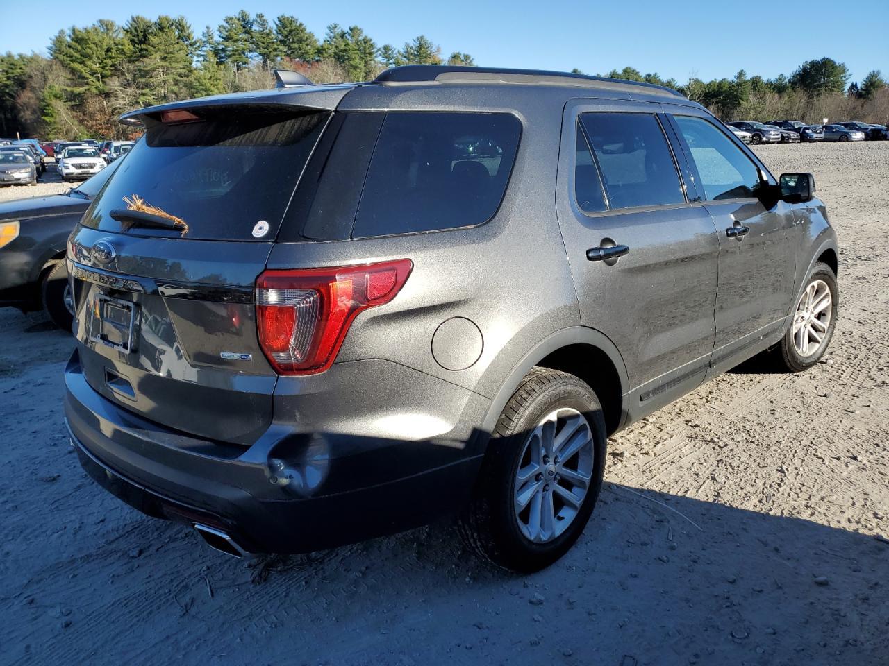 2017 Ford Explorer Sport - Фото 3