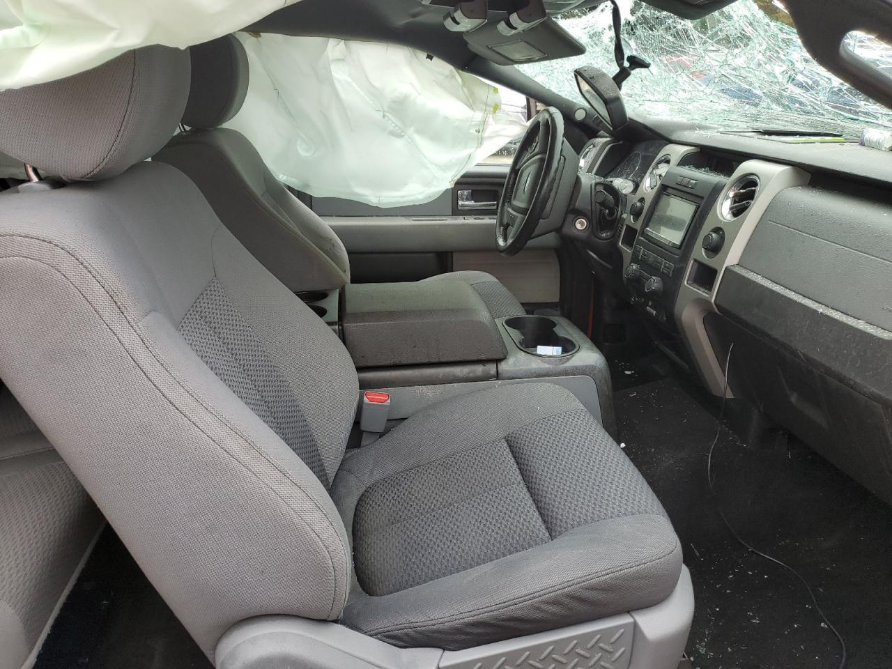 2012 Ford F150 Super Cab - Image 7