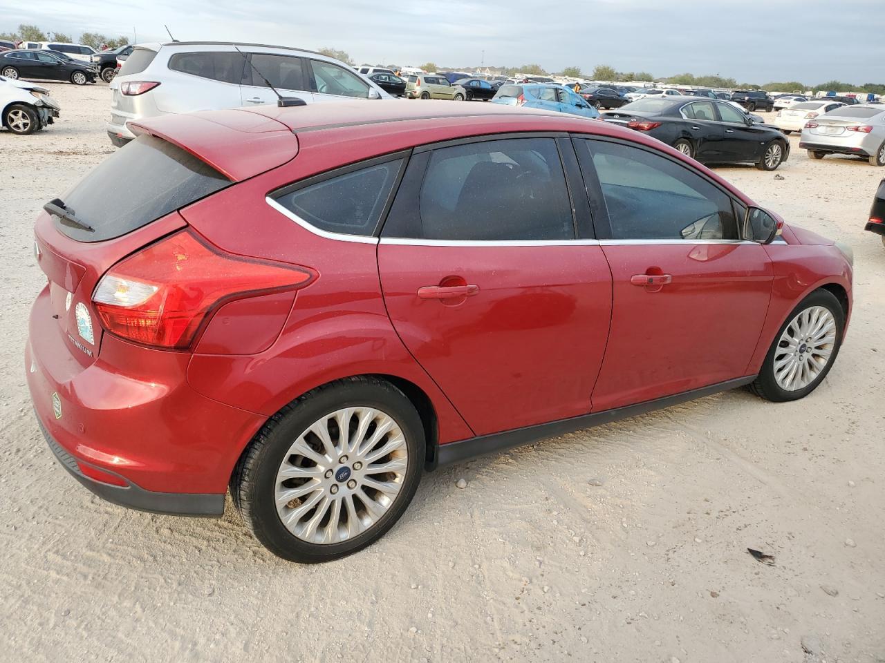 2012 Ford Focus Titanium - Image 3