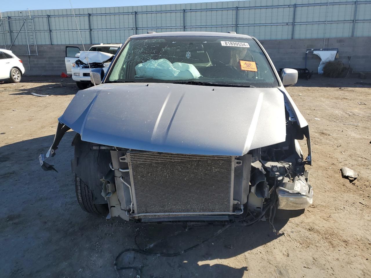 2016 Chrysler Town & Country Touring - Image 5