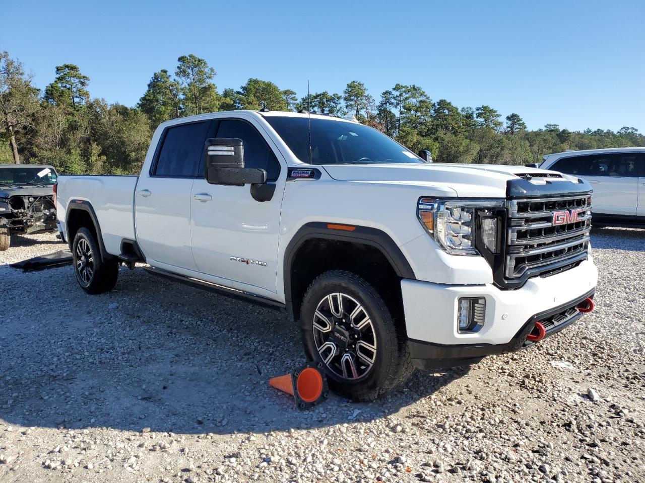 2023 GMC Sierra K3500 At4 - Фото 4