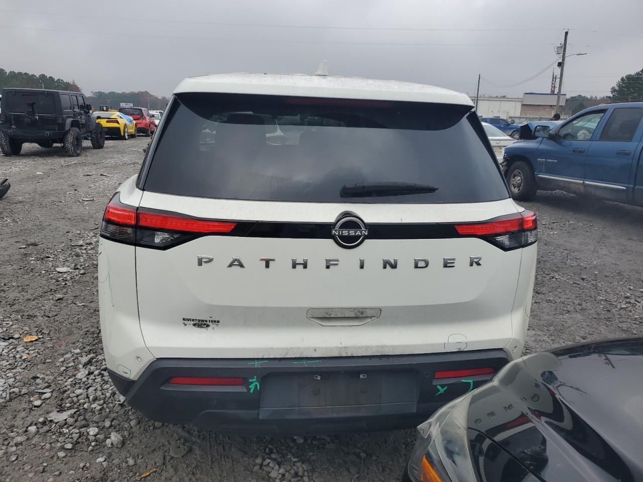 2022 Nissan Pathfinder S - Image 6