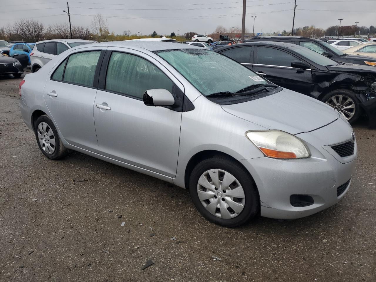2009 Toyota Yaris - Image 4