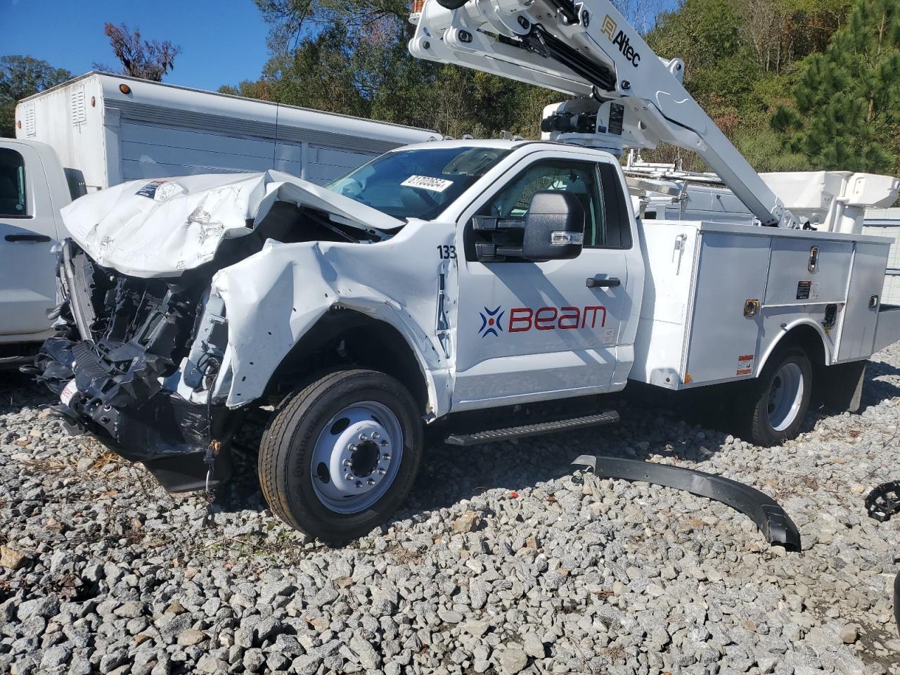 2024 Ford F450 Super Duty - Image 2