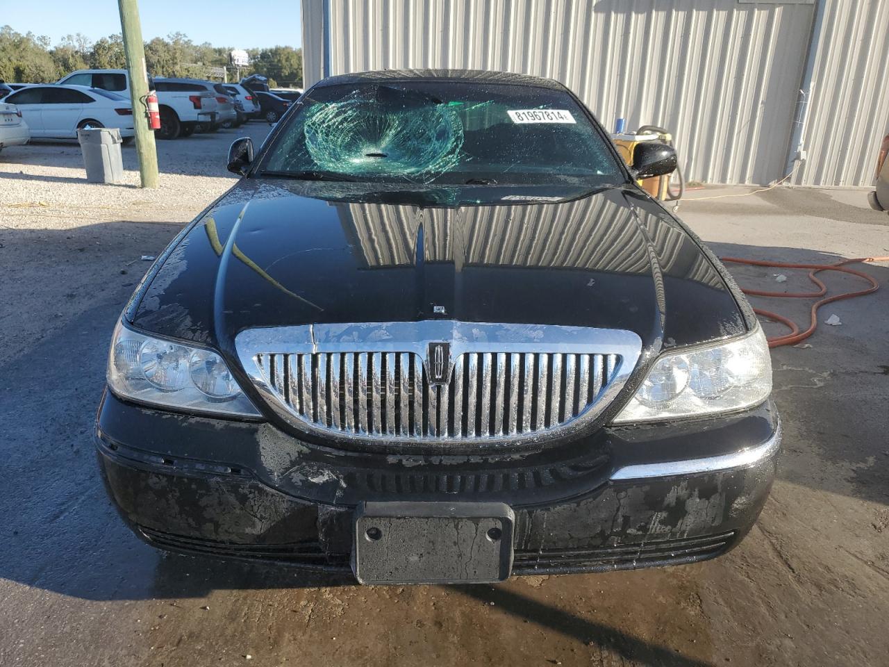 2004 Lincoln Town Car Executive - Фото 5