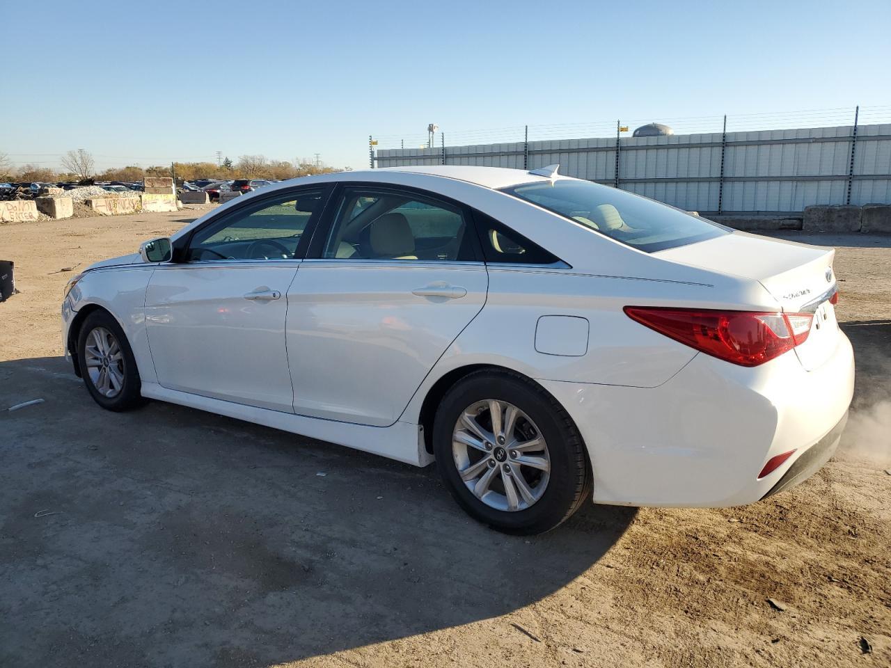 2014 Hyundai Sonata Gls - Фото 2