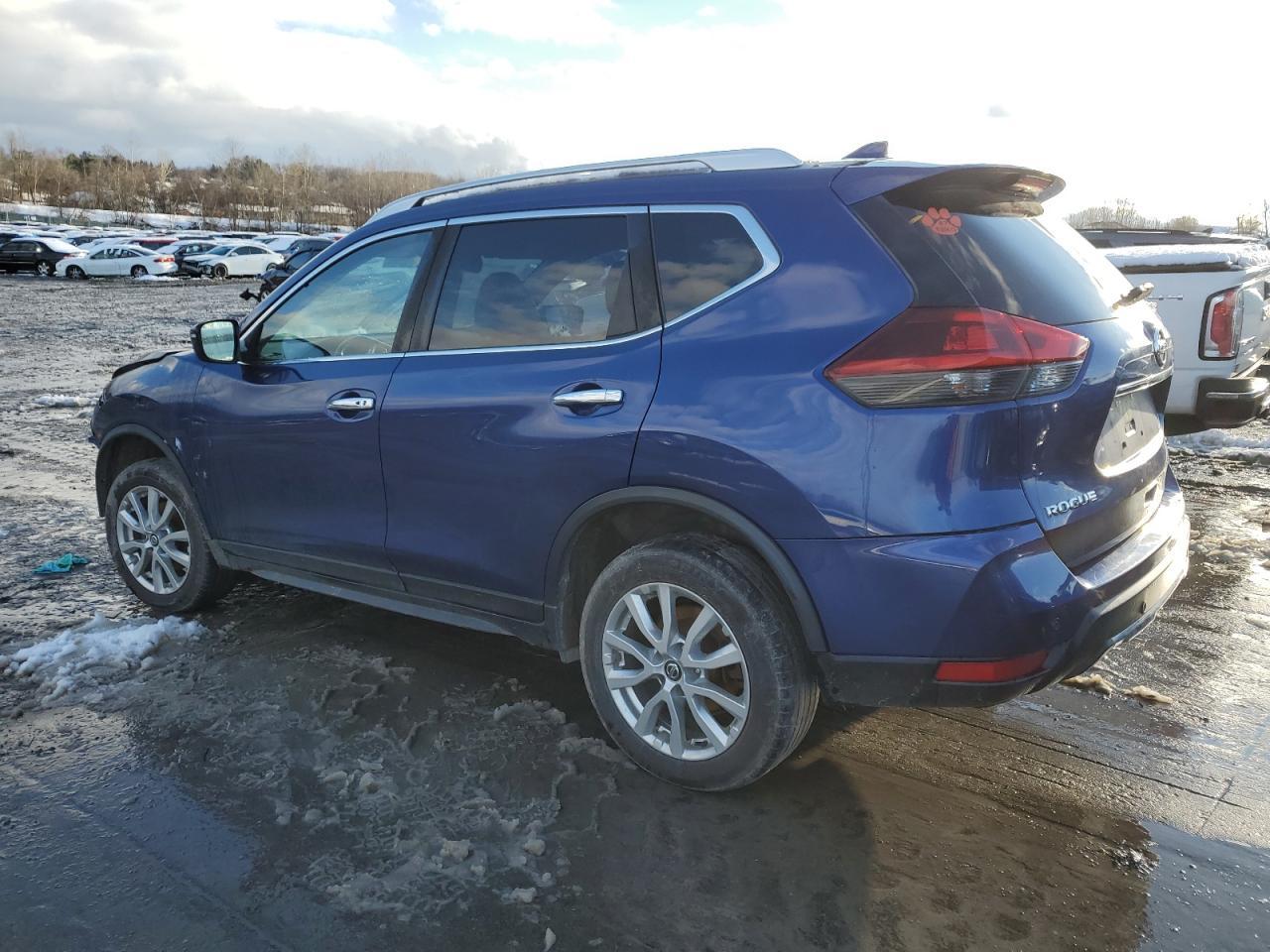 2020 Nissan Rogue S - Фото 2