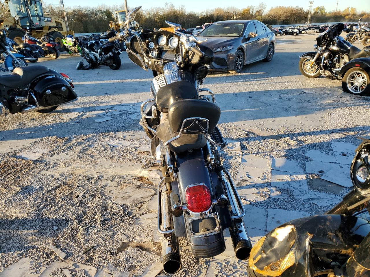 2008 Harley-Davidson Flhx - Фото 4