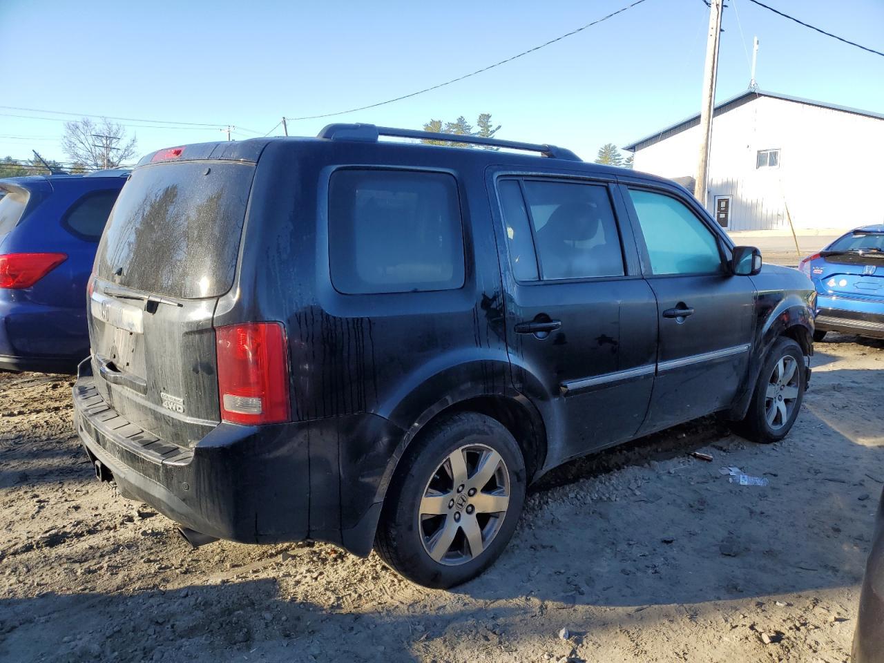 2014 Honda Pilot Touring - Image 3