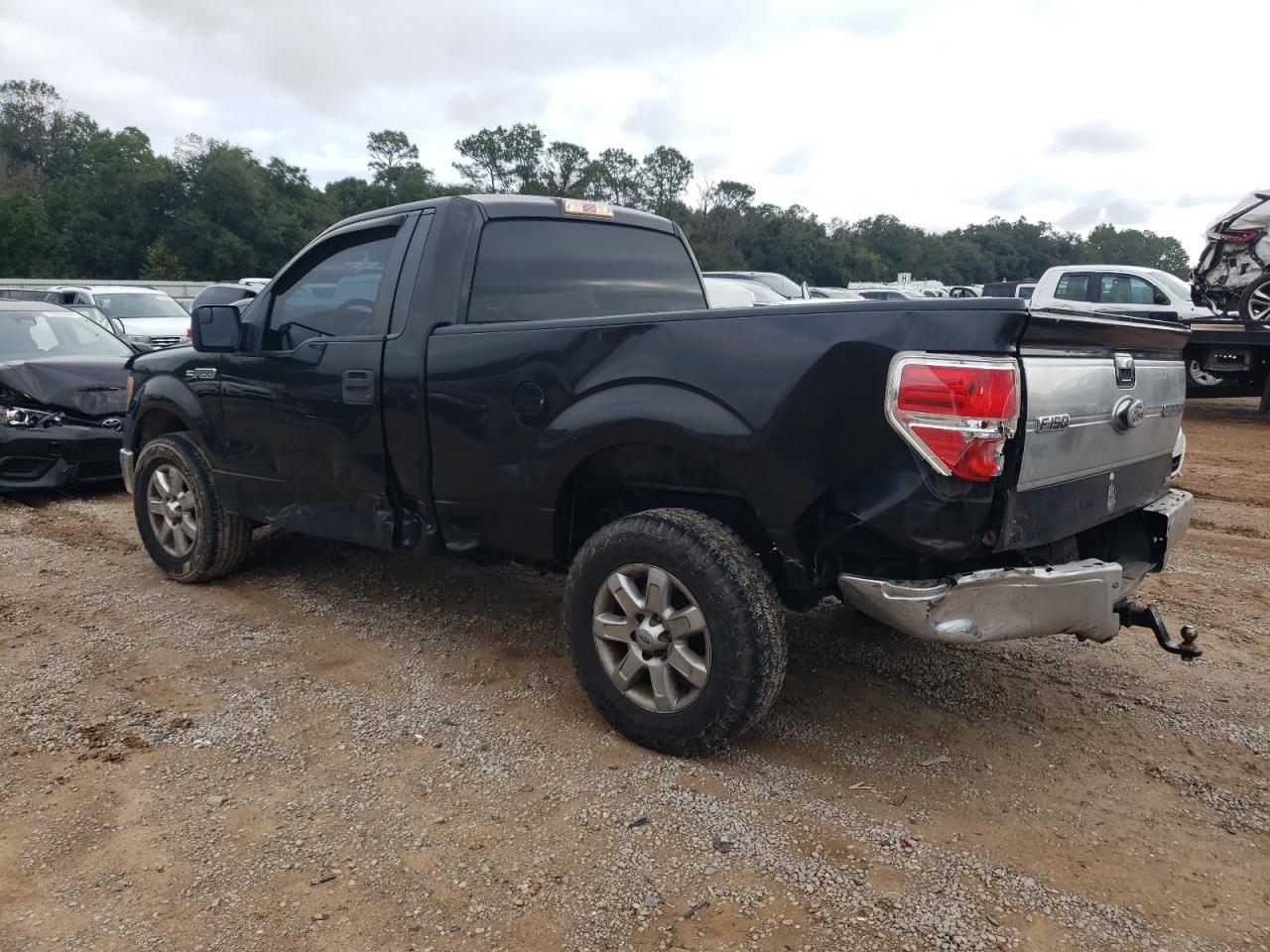 2013 Ford F150 - Image 2