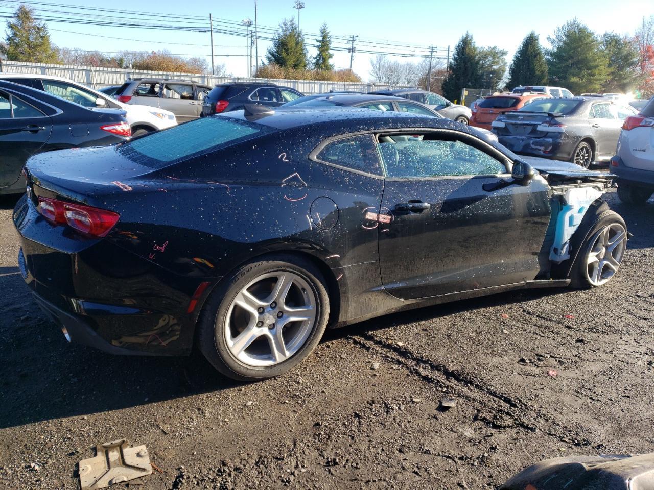 2019 Chevrolet Camaro Ls - Фото 3