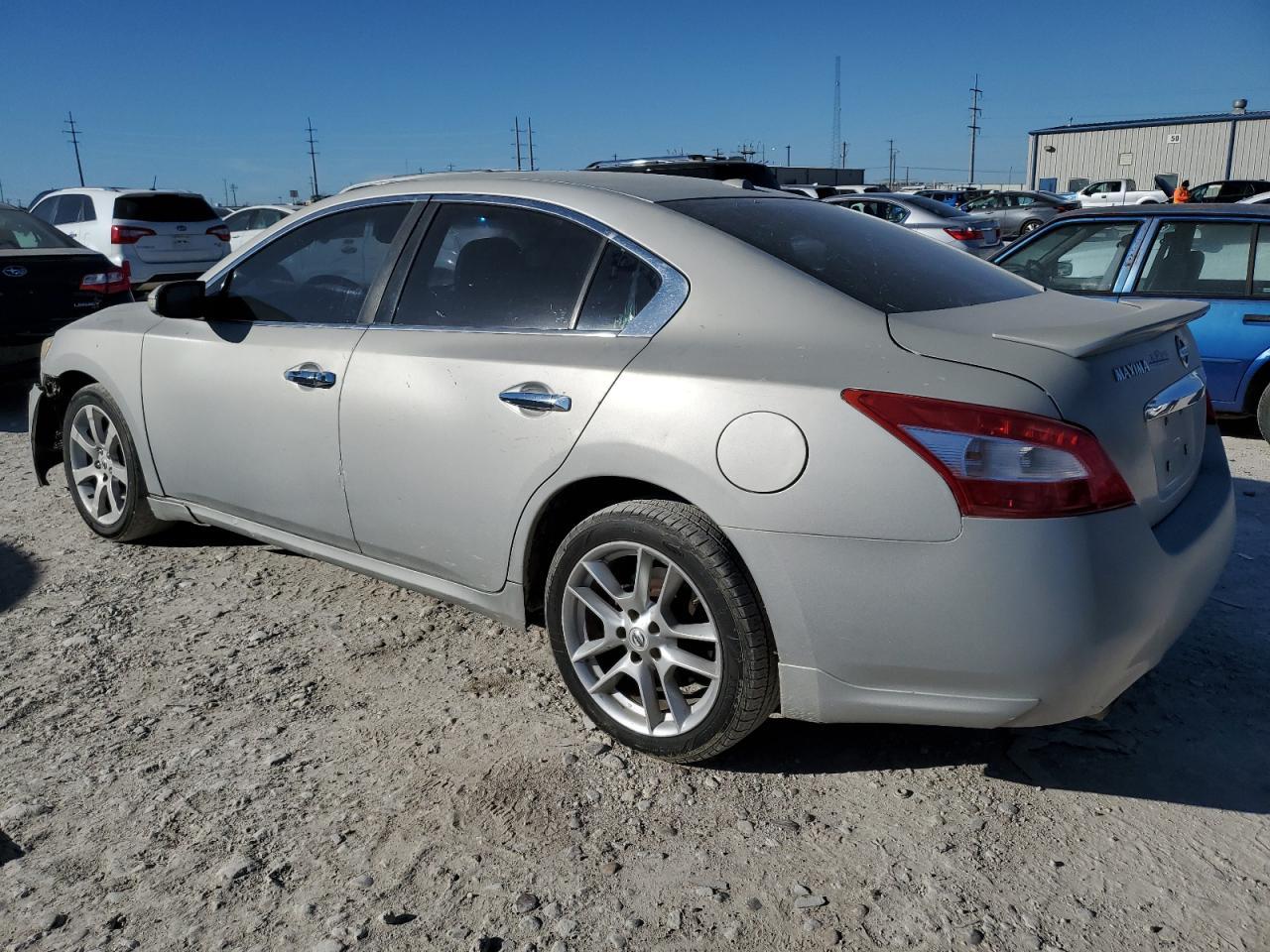 2010 Niss Maxima S - Фото 2