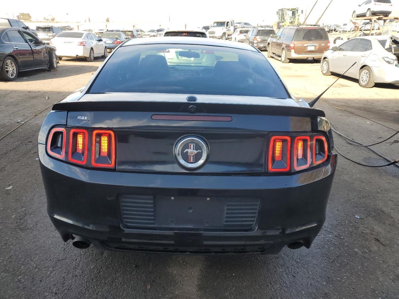 2014 Ford Mustang - Фото 6