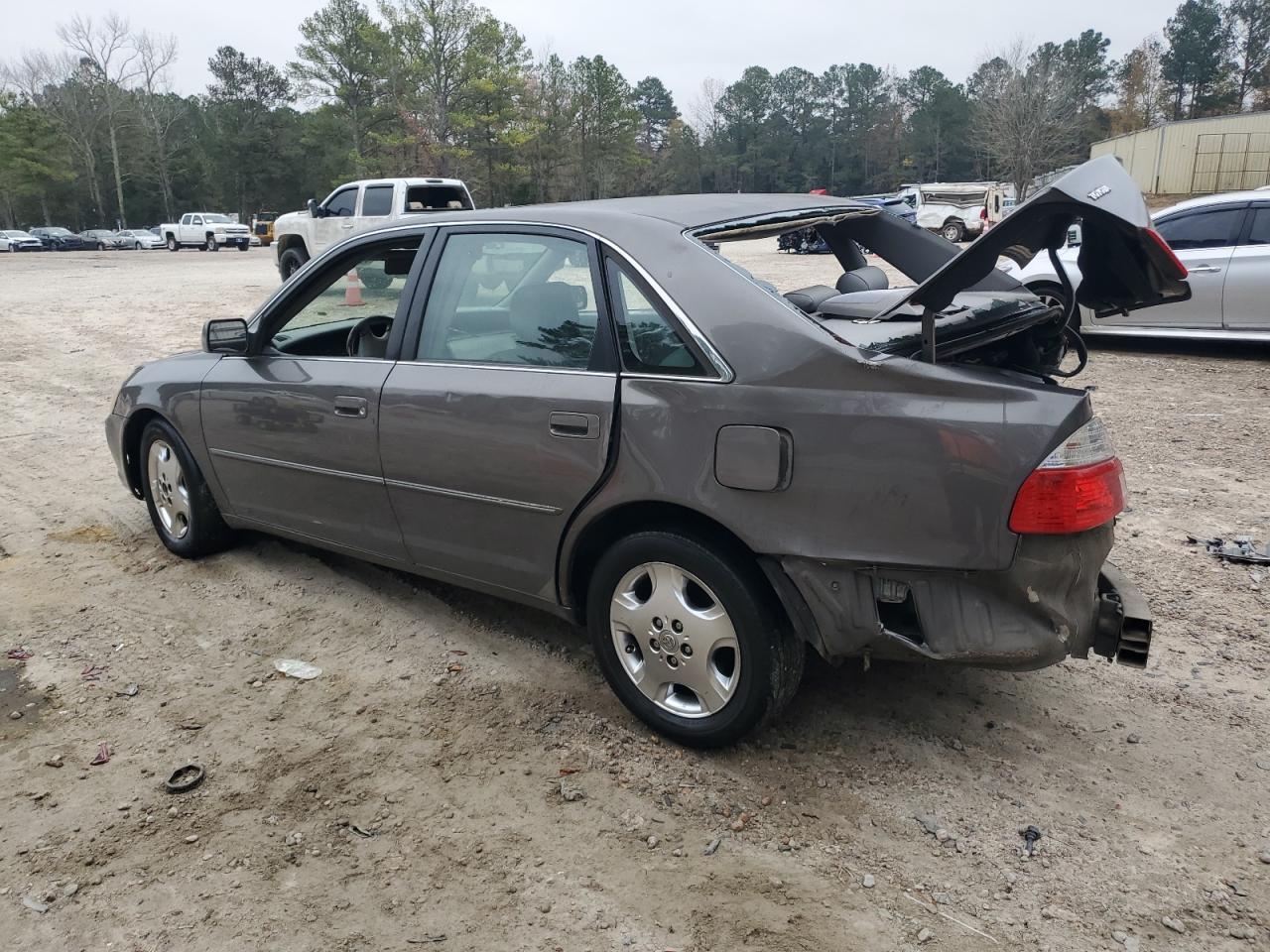 2003 Toyota Avalon Xl - Image 2