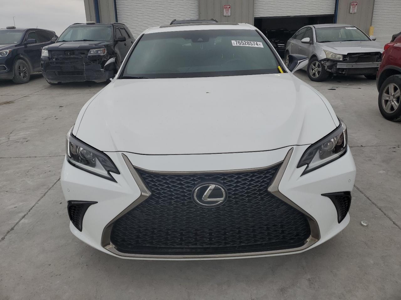 2019 Lexs Es 350 - Фото 5