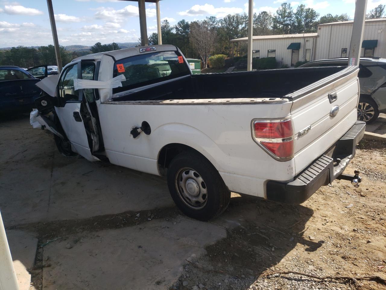 2010 Ford F150 - Фото 2