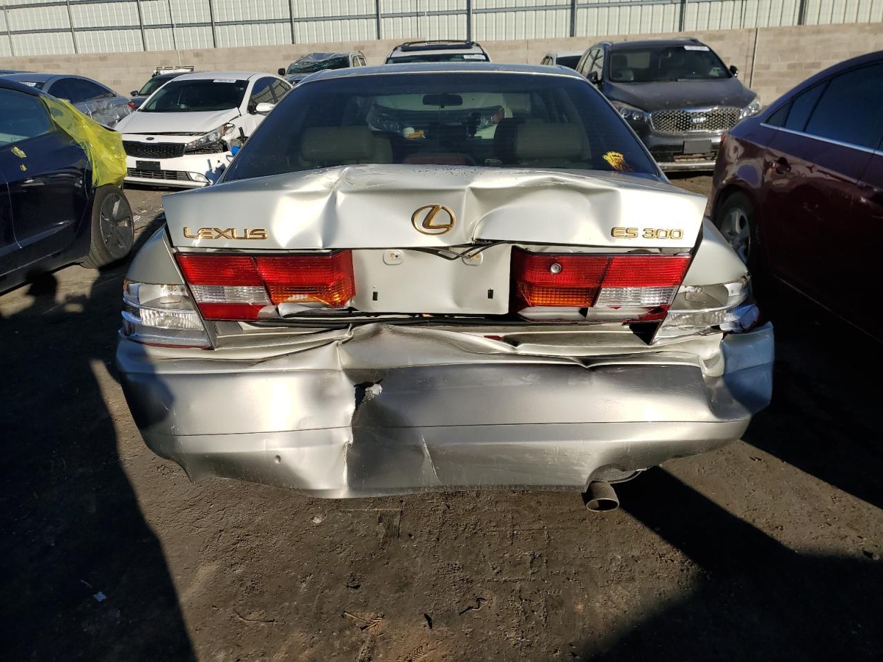 1997 Lexus Es 300 - Image 6