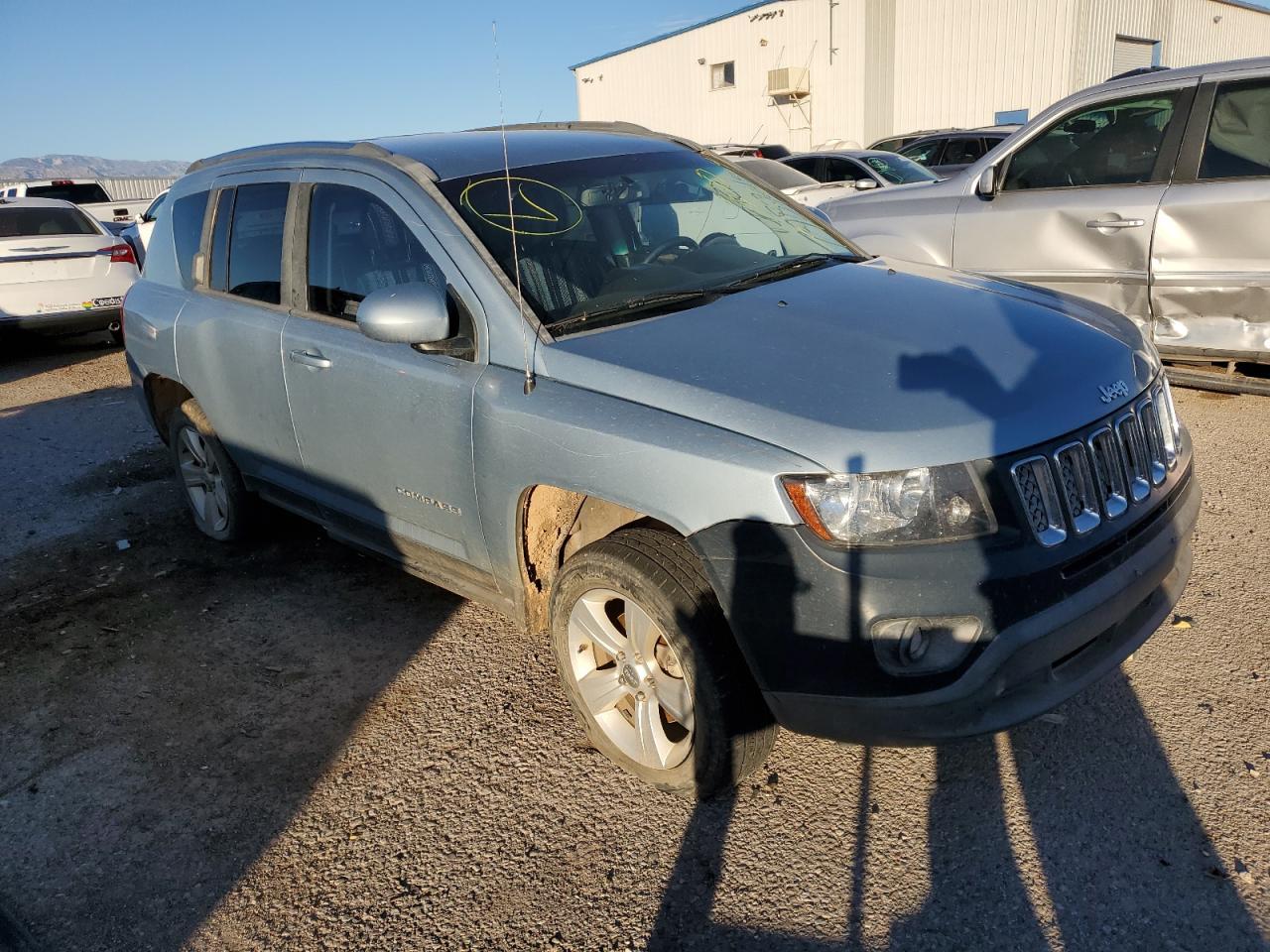 2014 Jeep Compass Latitude - Image 4