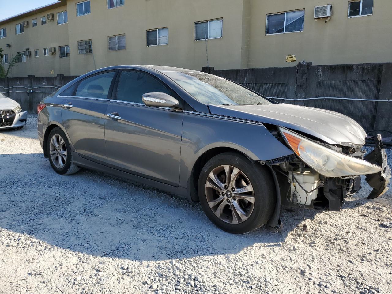2013 Hyundai Sonata Se - Image 4