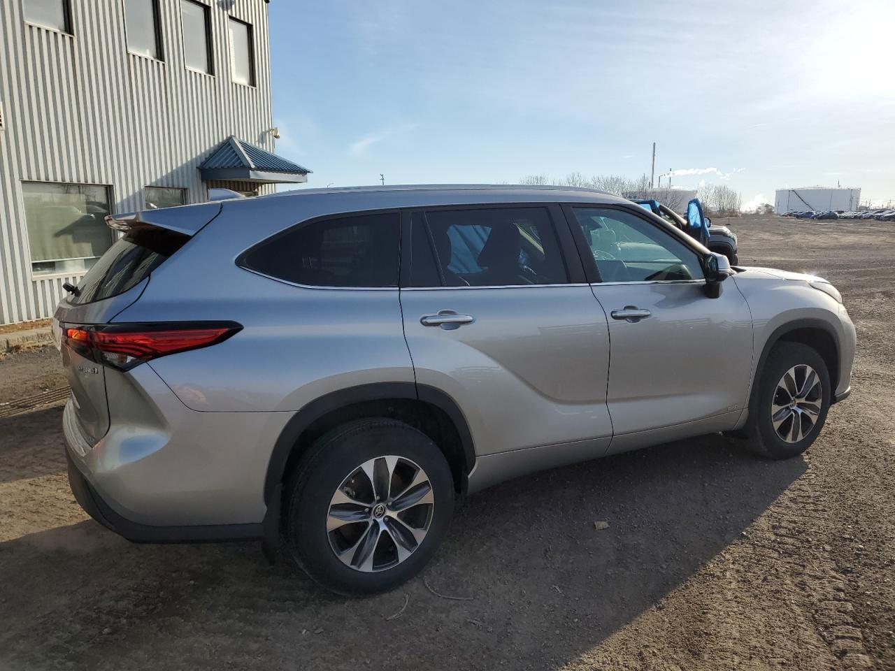 2023 Toyota Highlander Hybrid Xle - Фото 3