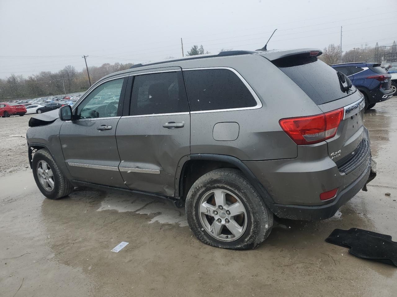 2013 Jeep Grand Cherokee Laredo - Image 2