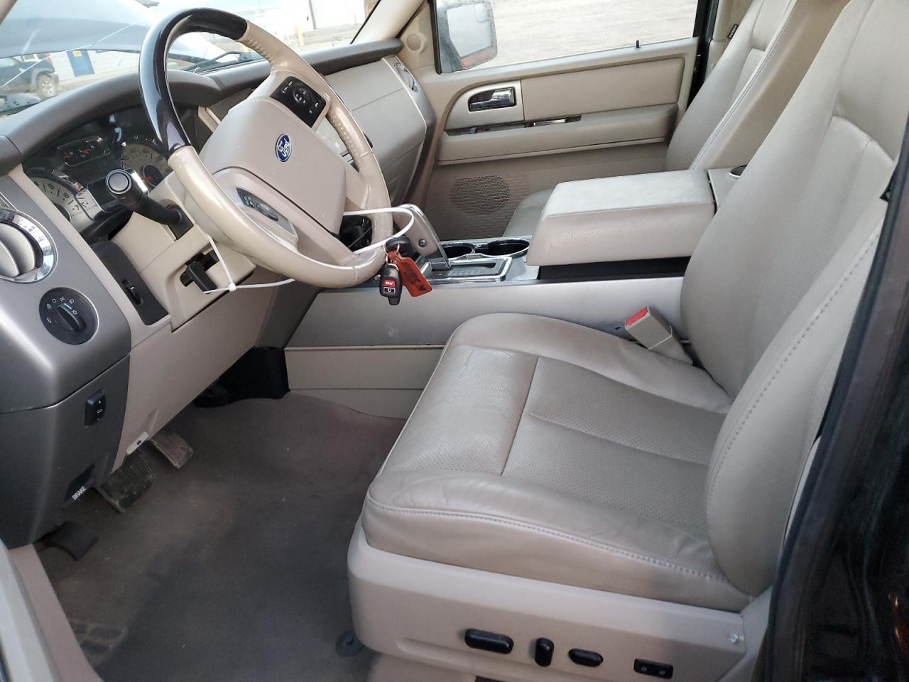 2013 Ford Expedition Limited - Image 7