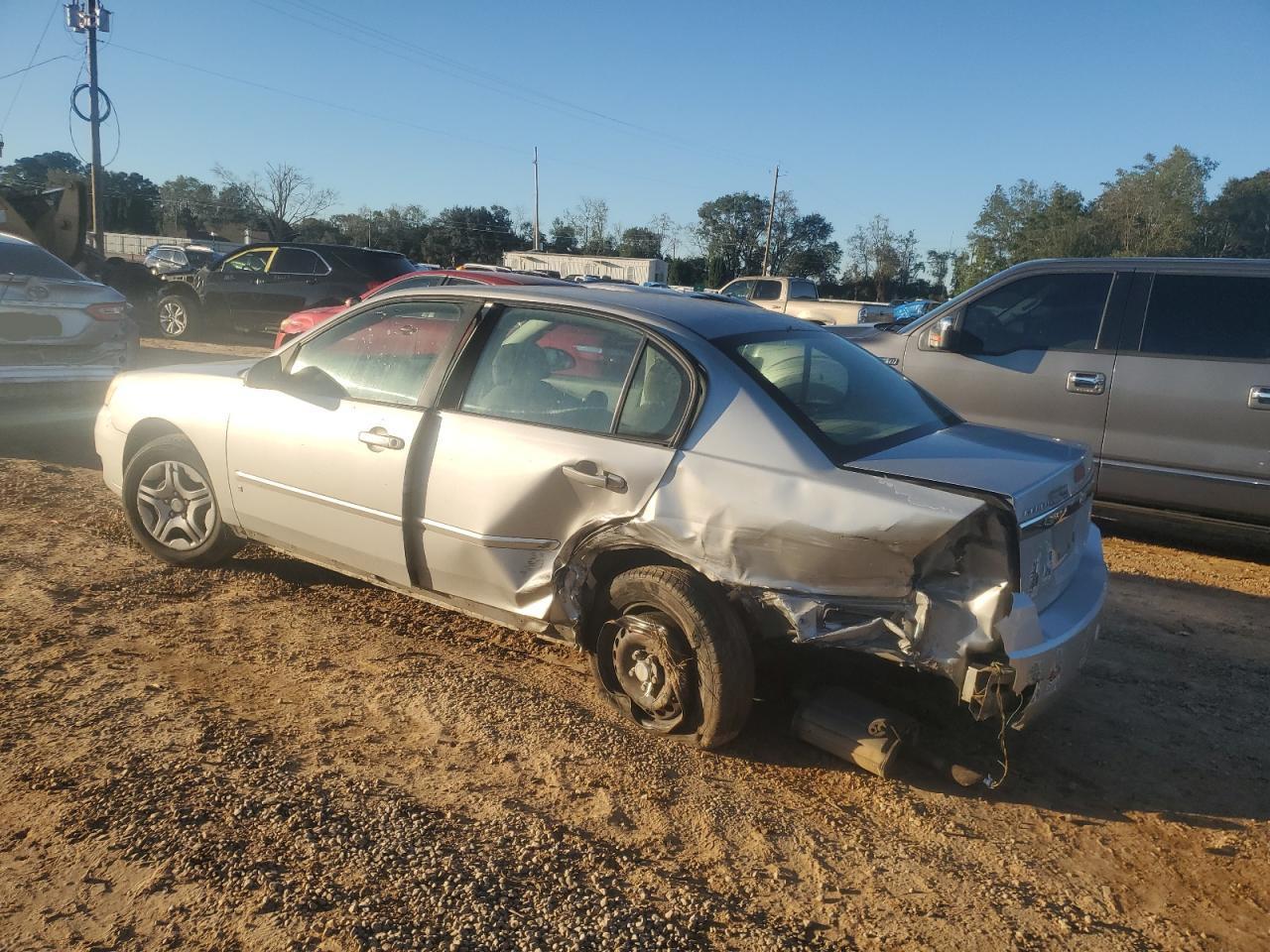 2006 Chevrolet Malibu Ls - Image 2
