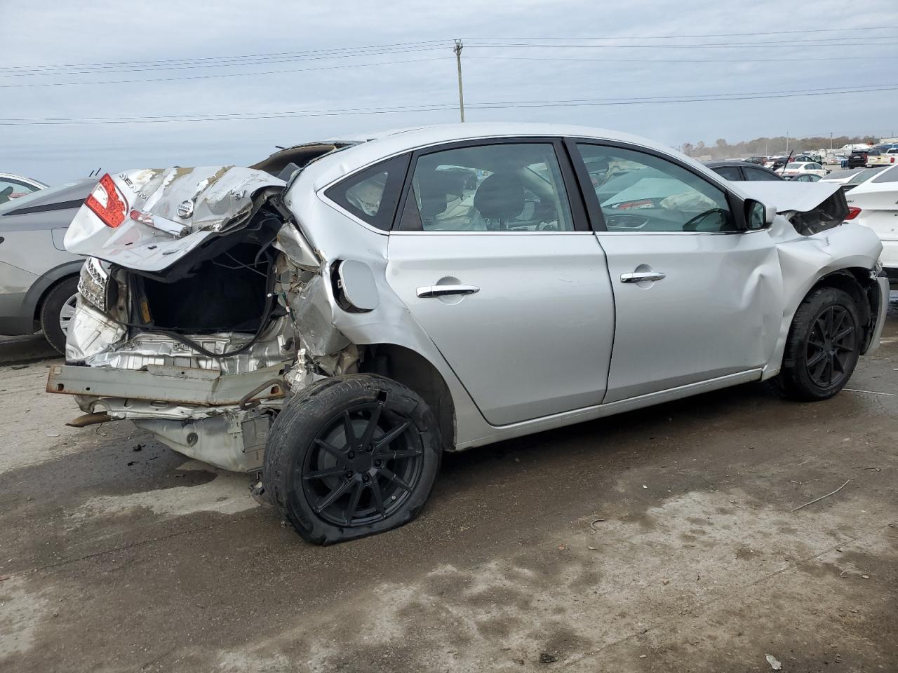 2014 Nissan Sentra S - Фото 3