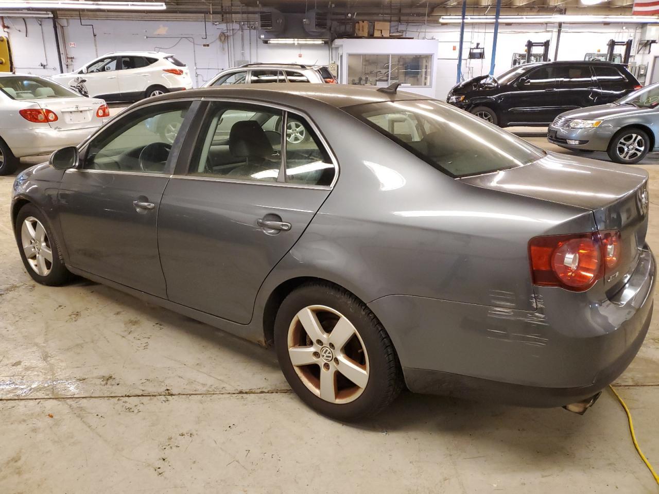 2009 Volkswagen Jetta Se - Фото 2