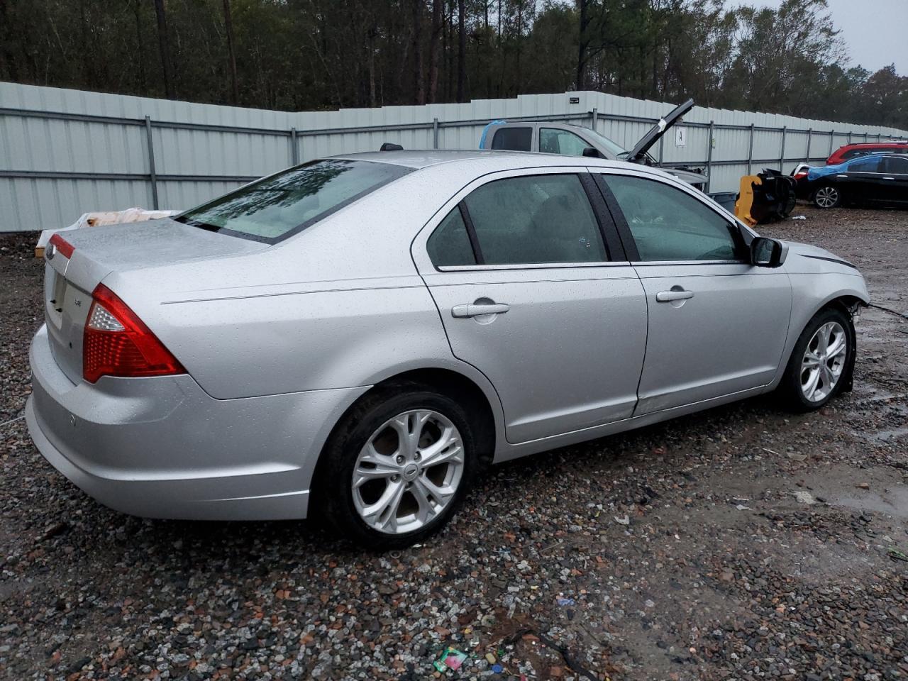2012 Ford Fusion - Фото 3
