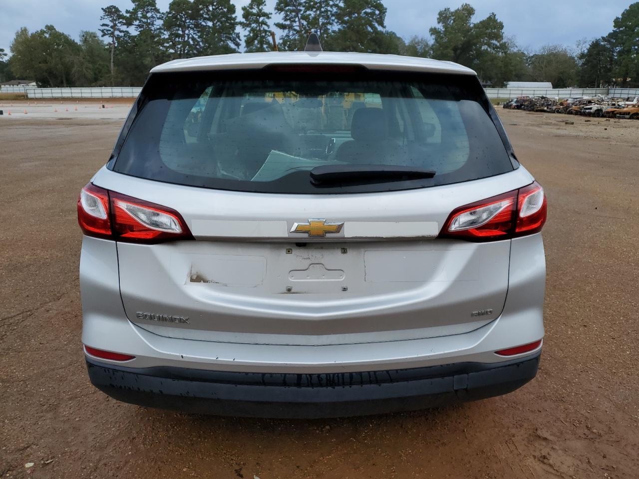 2021 Chevrolet Equinox Ls - Фото 6