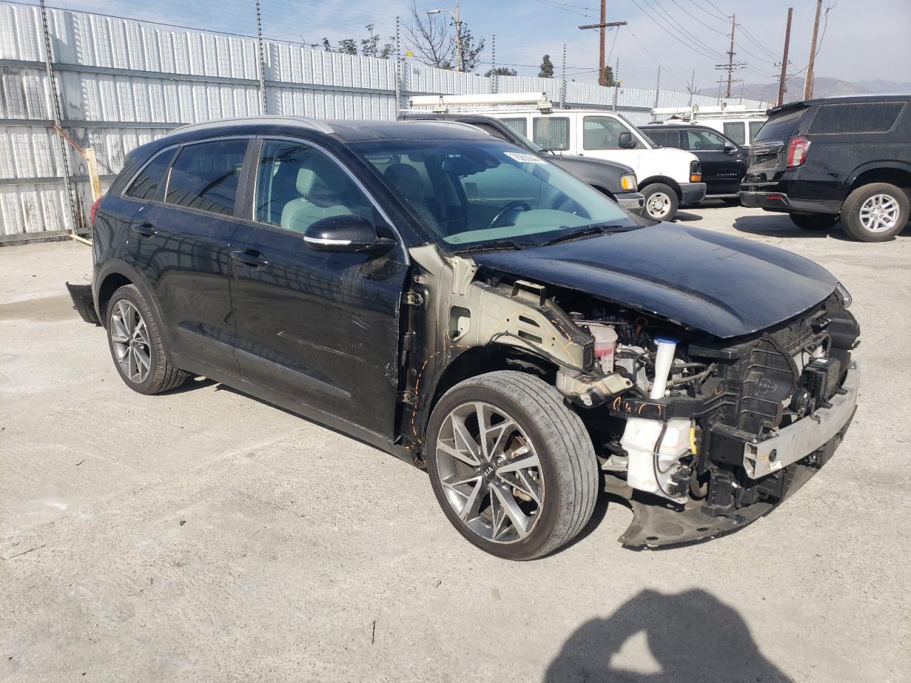 2020 Kia Niro Touring - Фото 4