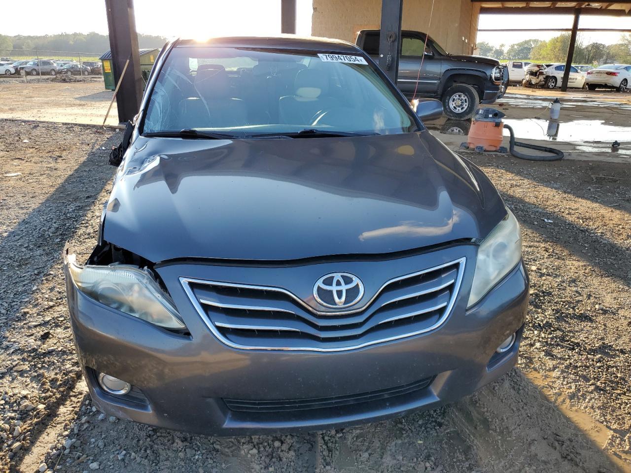 2011 Toyota Camry Base - Фото 5