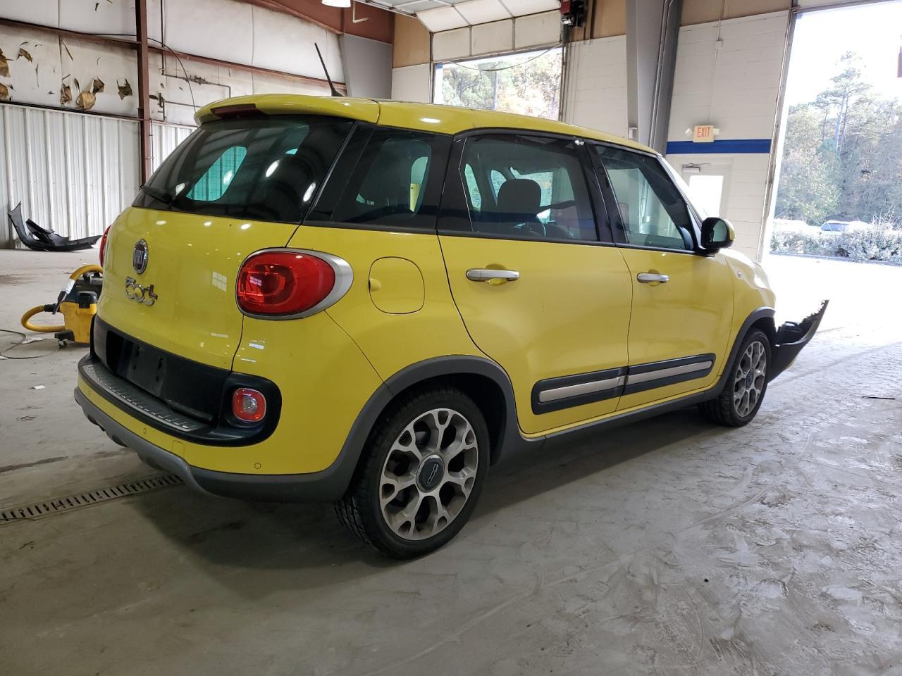 2014 Fiat 500L Trekking - Фото 3