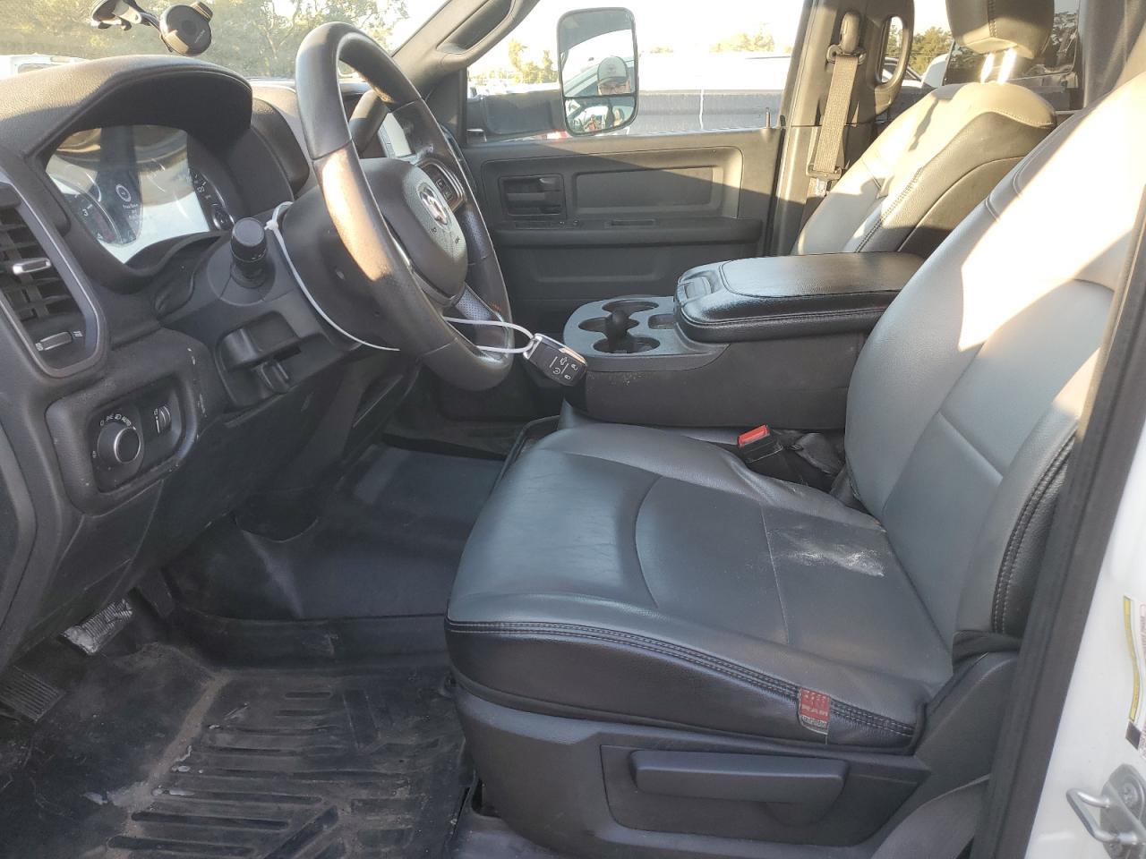 2022 Ram 3500 - Фото 7