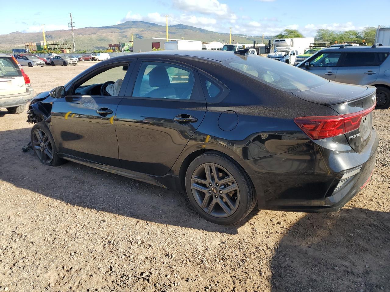 2021 Kia Forte Gt Line - Image 2
