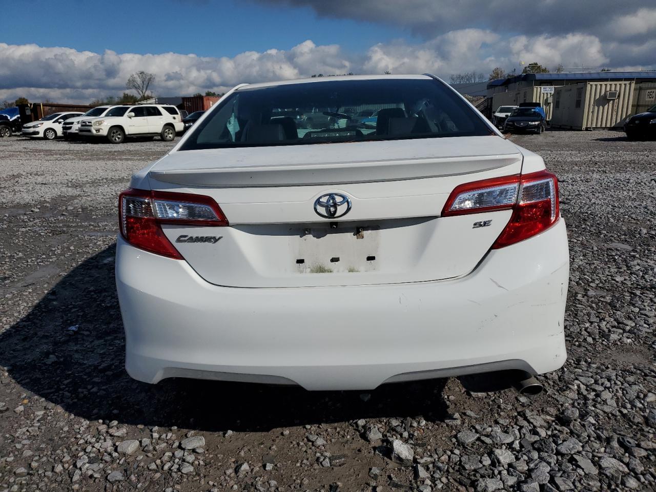 2014 Toyota Camry L - Image 6