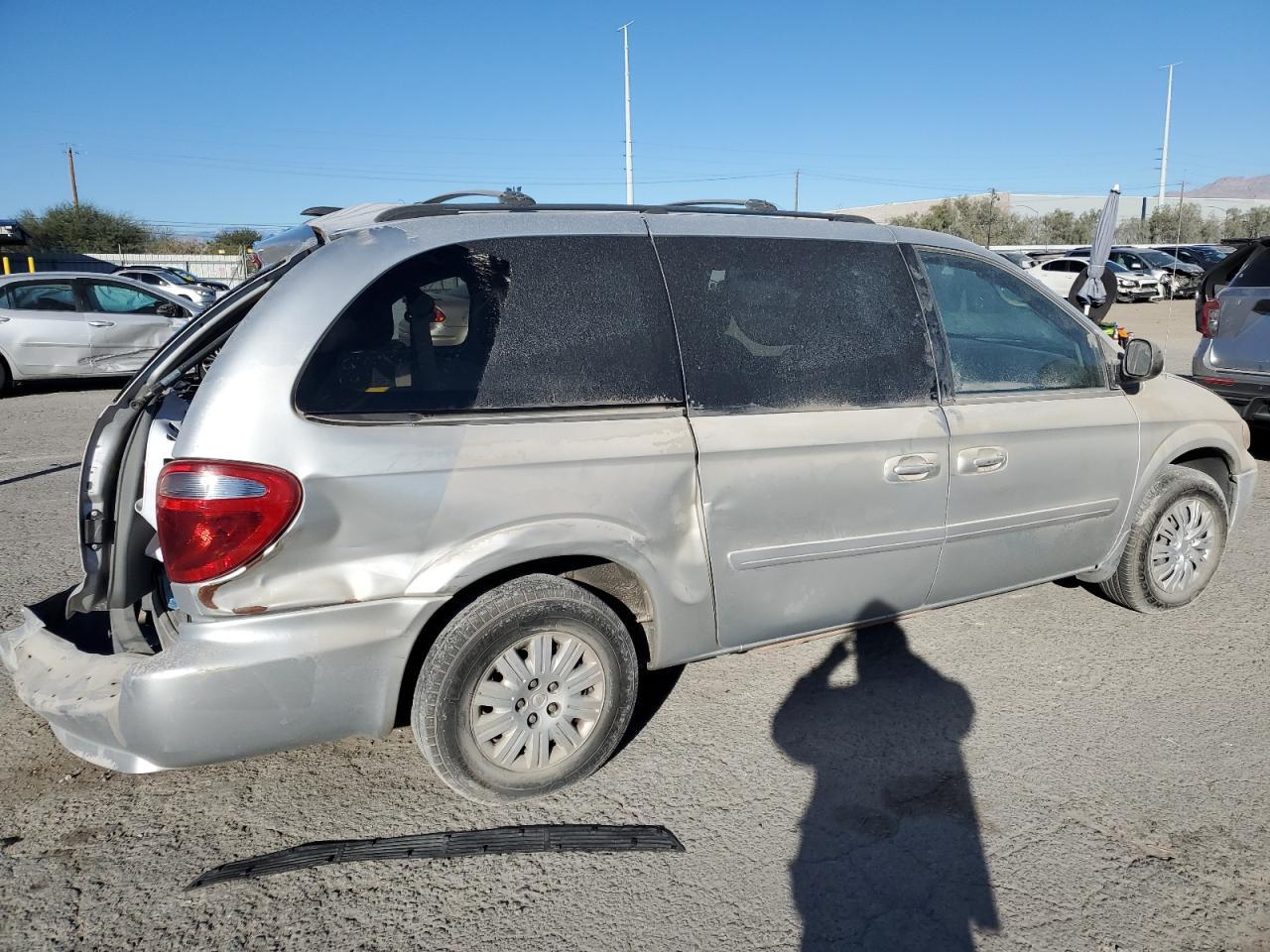 2007 Chrysler Town & Country Lx - Фото 3