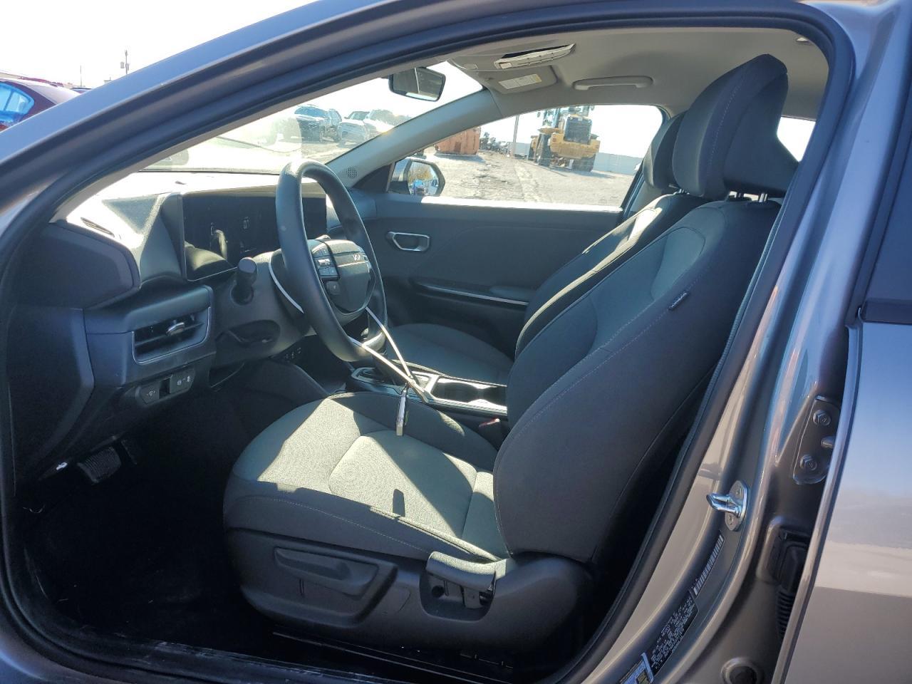 2025 Kia K4 Lx - Image 7