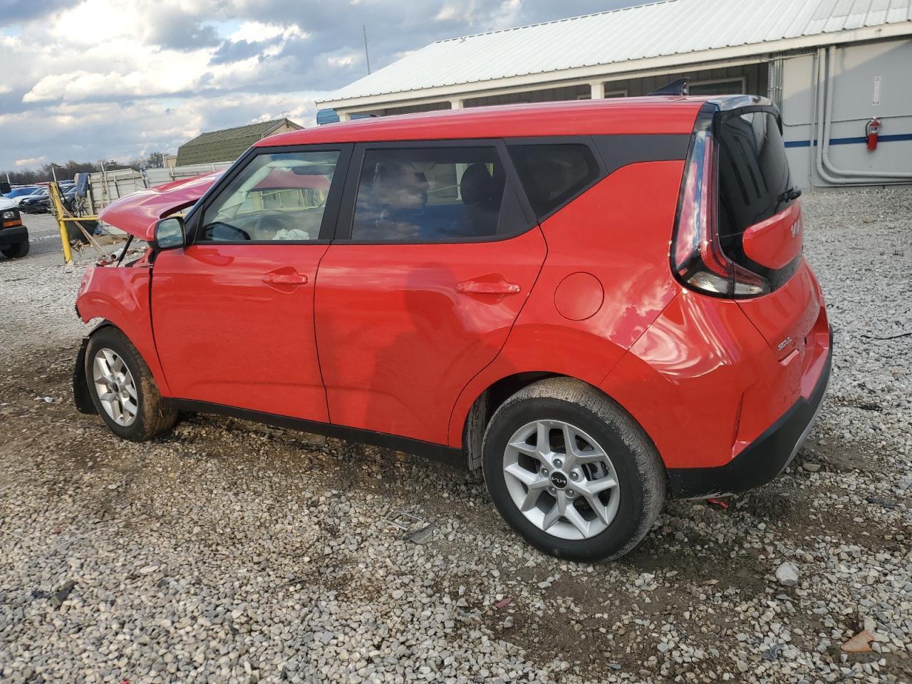 2025 Kia Soul Lx - Image 2