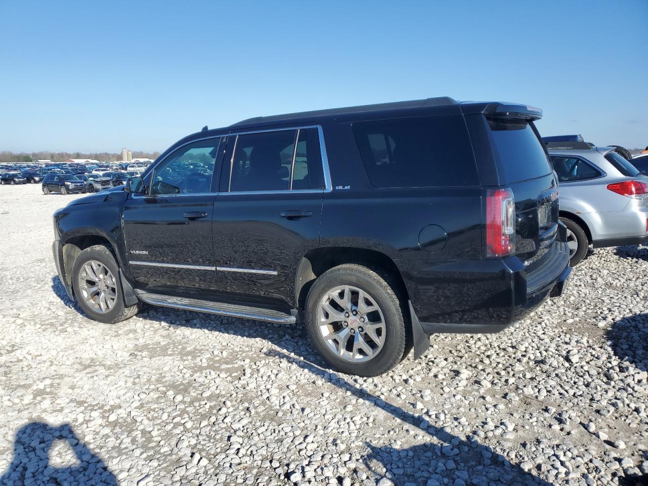 2015 GMC Yukon Sle - Image 2
