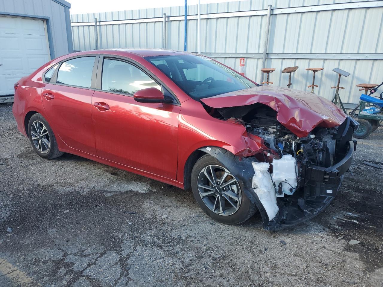 2024 Kia Forte Lx - Фото 4