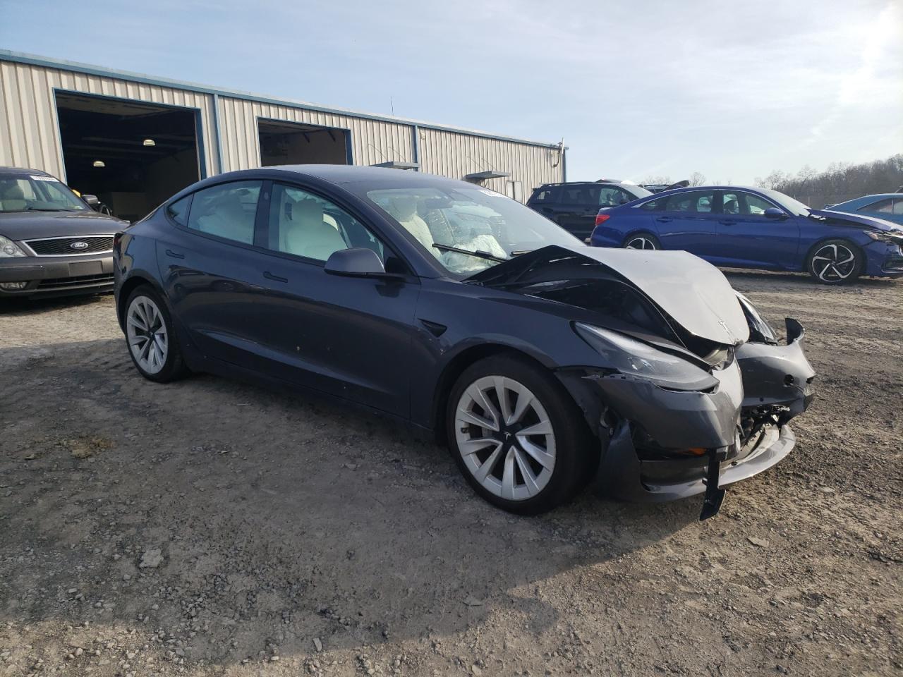 2021 Tesla Model 3 - Фото 4