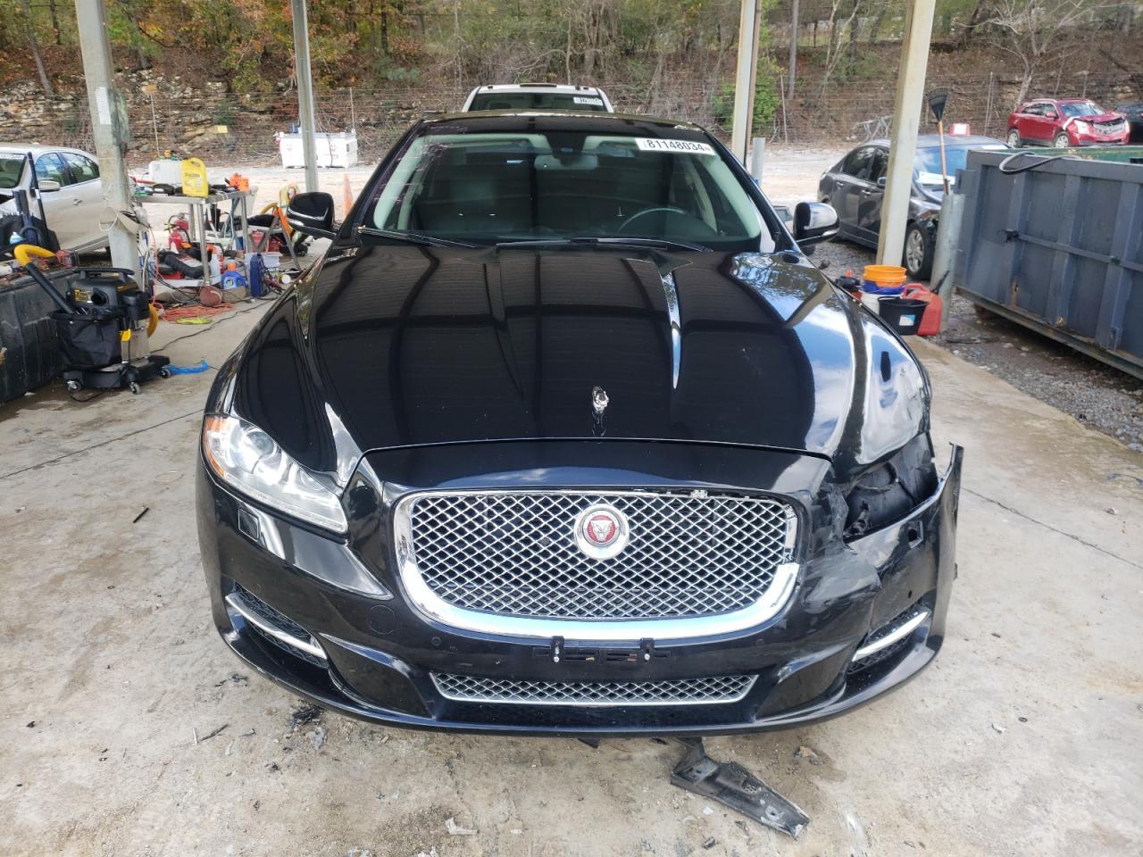 2015 Jaguar Xj - Image 5