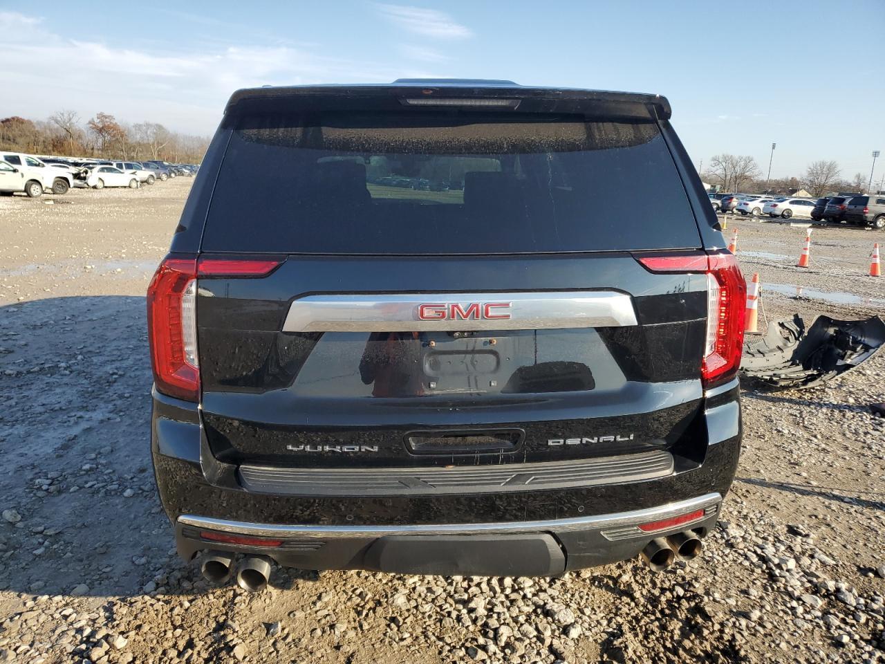 2021 GMC Yukon Denali - Image 6