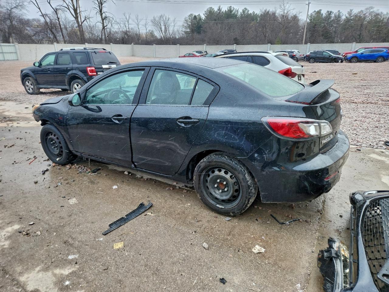 2013 Mazda 3 I - Image 2