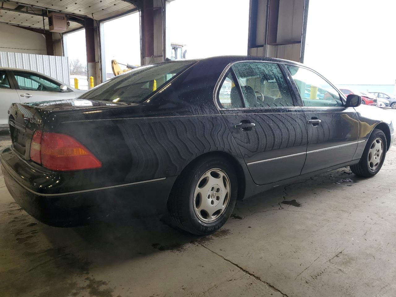 2001 Lexus Ls 430 - Image 3