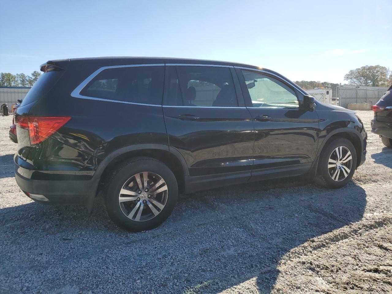 2016 Honda Pilot Exl - Image 3