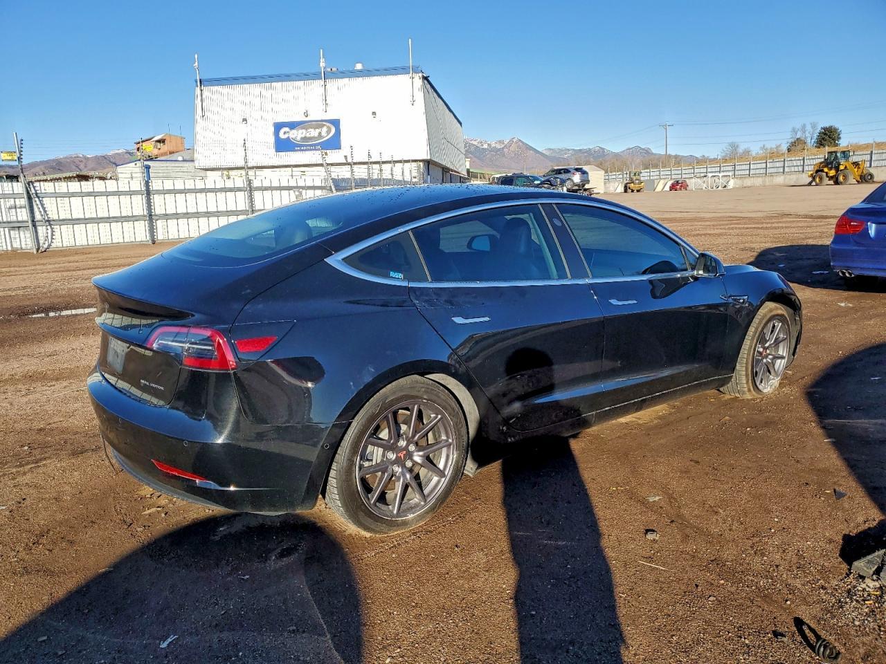 2019 Tesla Model 3 - Фото 3