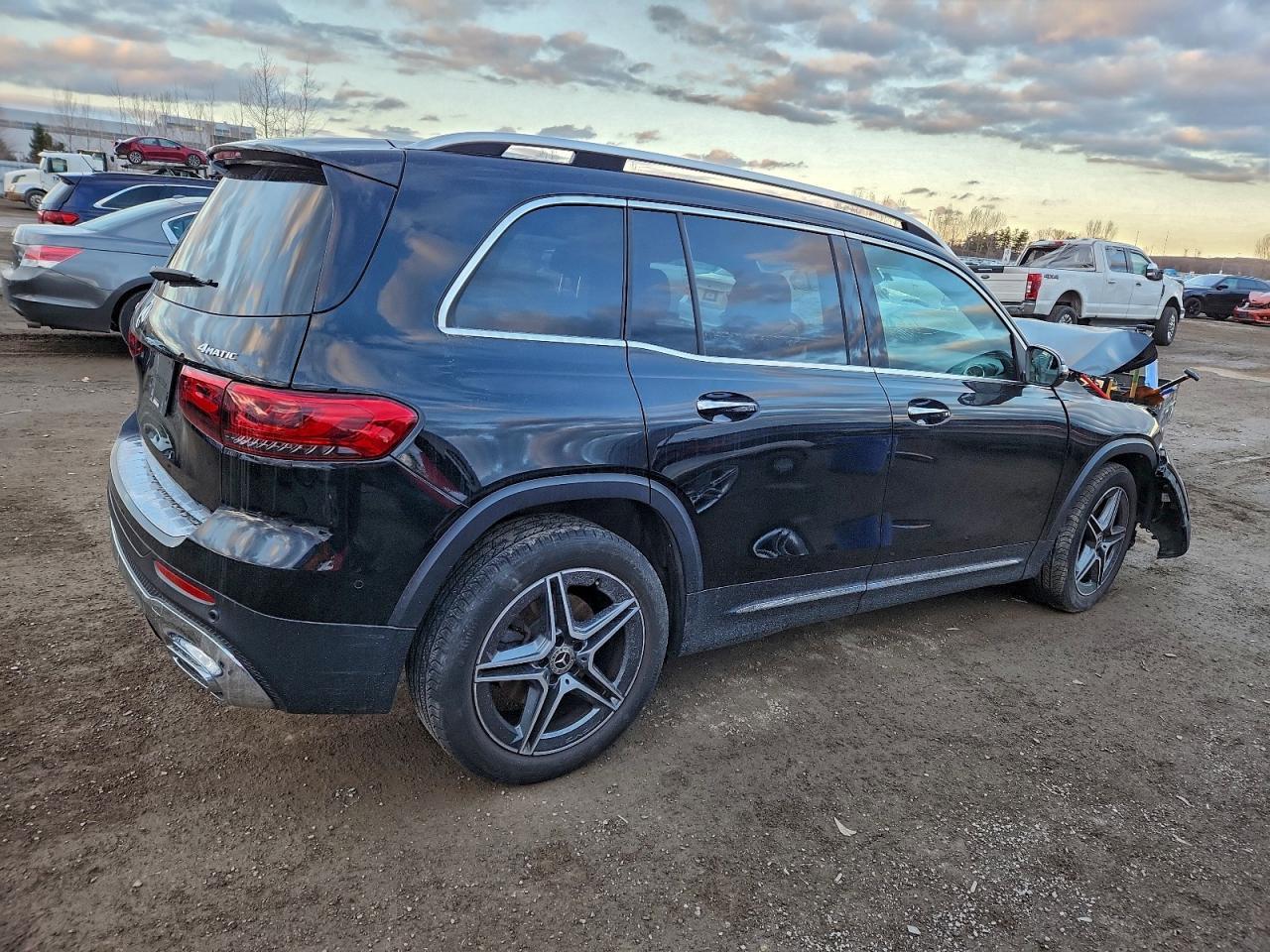 2022 Mercedes-Benz Glb 250 4Matic - Фото 3
